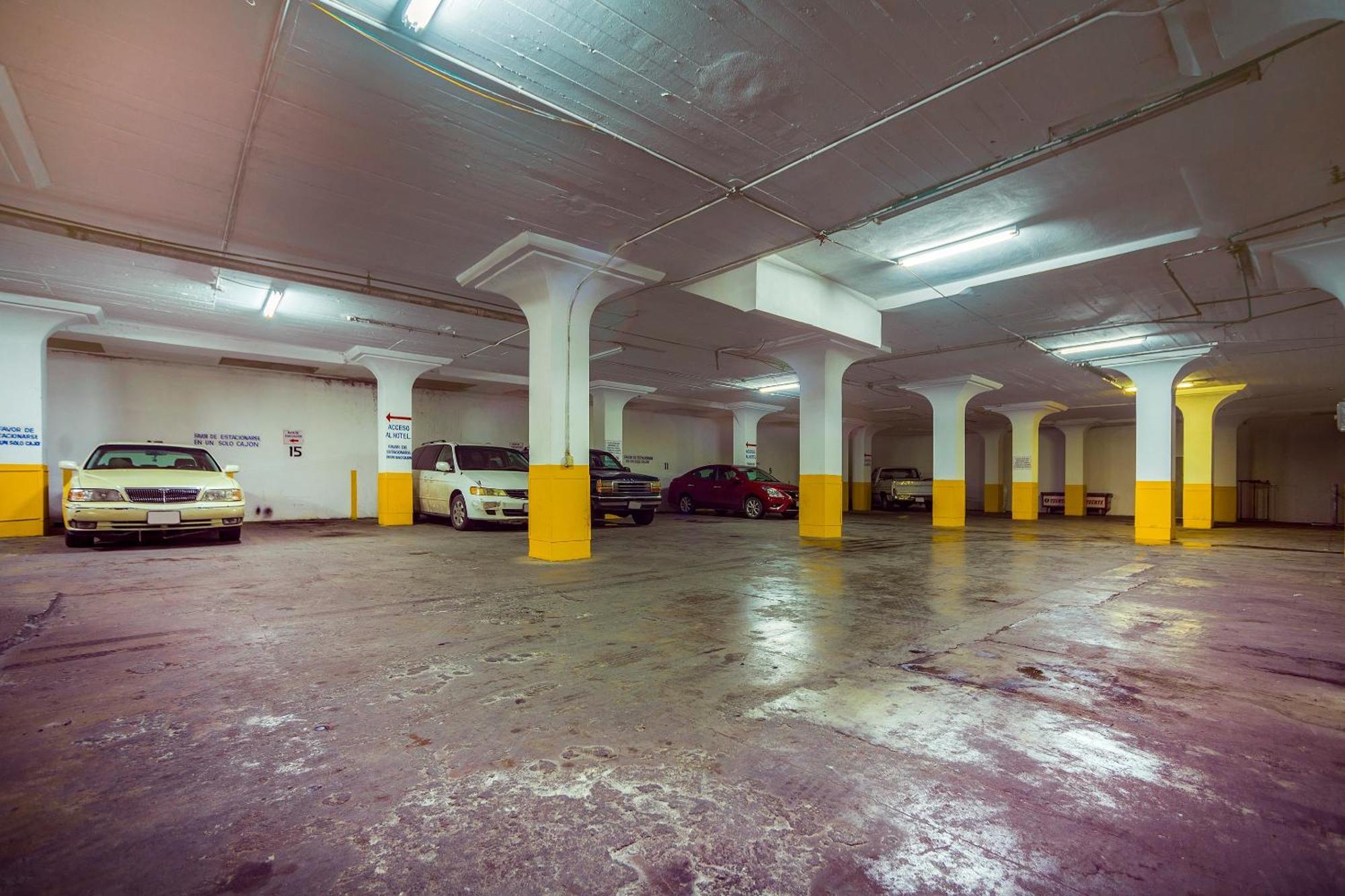 Capital O Hotel Diro, Monterrey Dış mekan fotoğraf