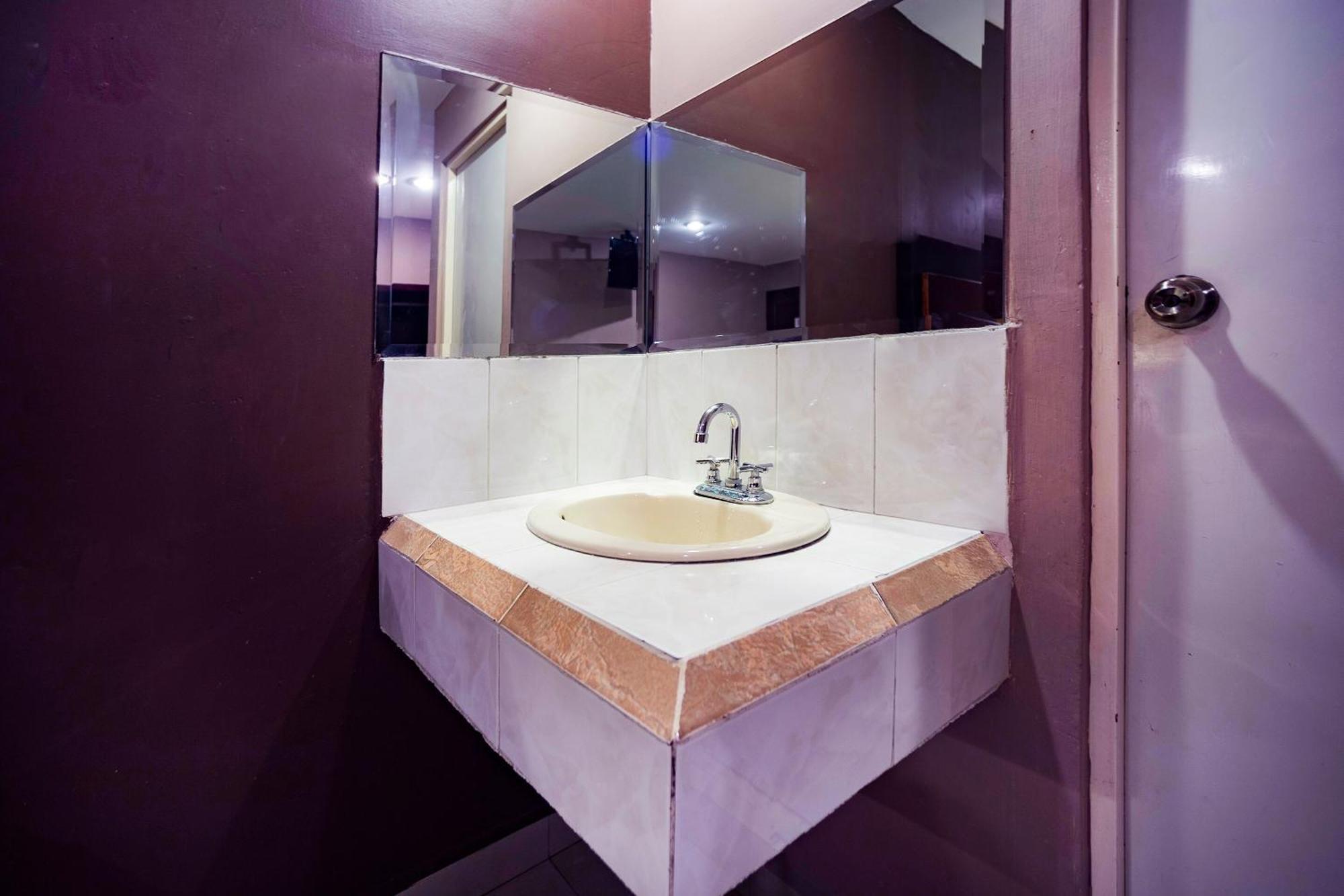 Capital O Hotel Diro, Monterrey Dış mekan fotoğraf