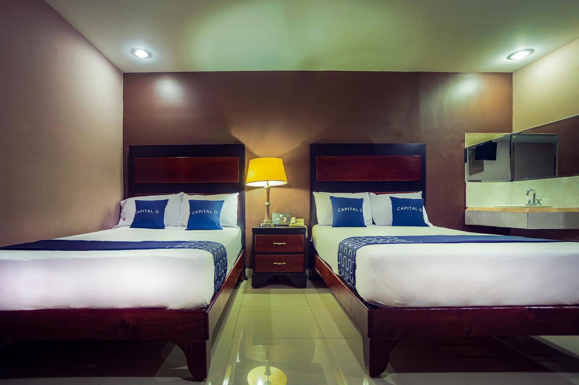 Capital O Hotel Diro, Monterrey Dış mekan fotoğraf